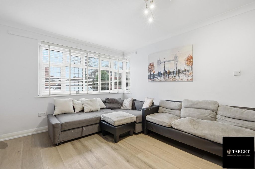 Property photo 2 of 20 002_Img_0850.Jpg