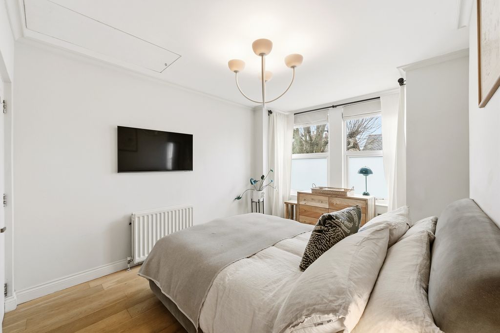 Property photo 2 of 12 Picture No. 10