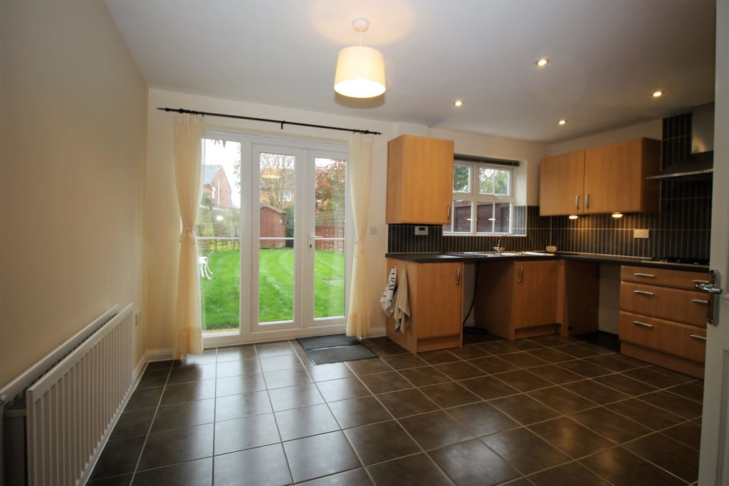 Property photo 3 of 14 Image