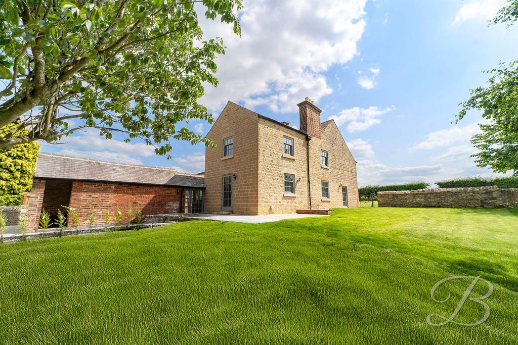 Property photo 1 of 42 Tfzsncow.Jpg