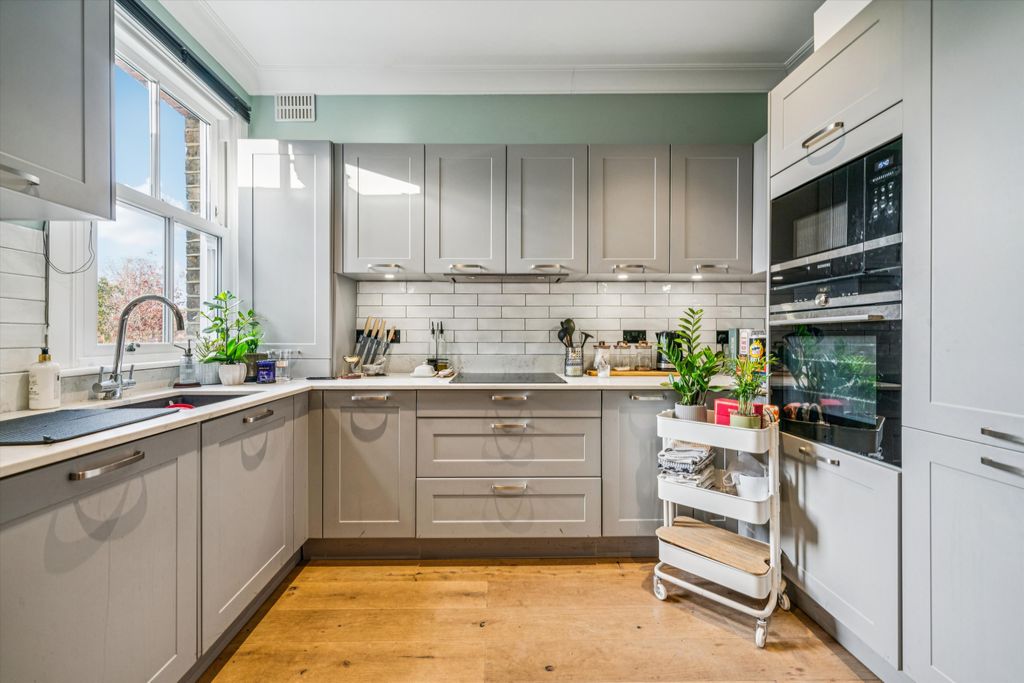 Property photo 2 of 10 Image