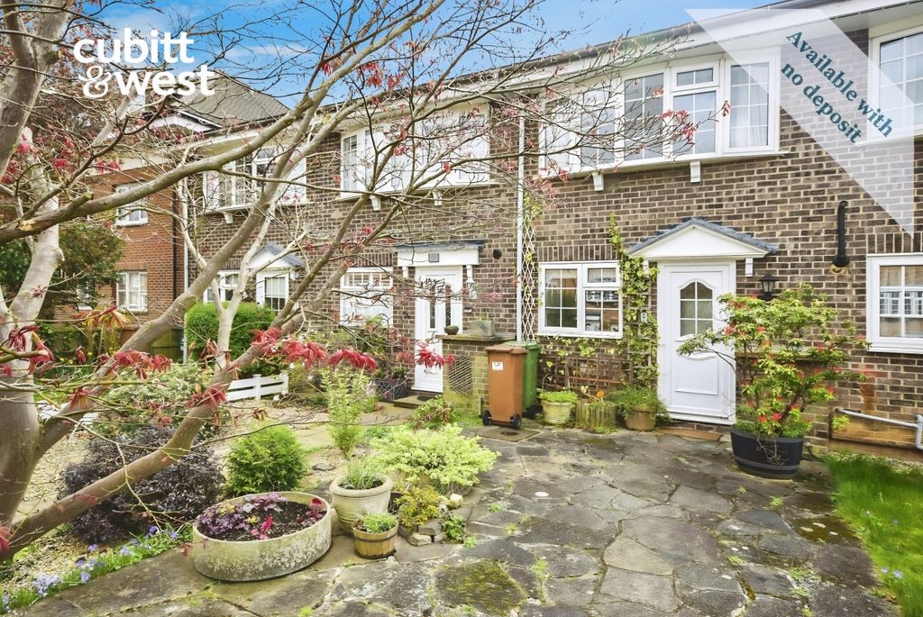 Property photo 2 of 10 Cdd79F3d-Gr 202