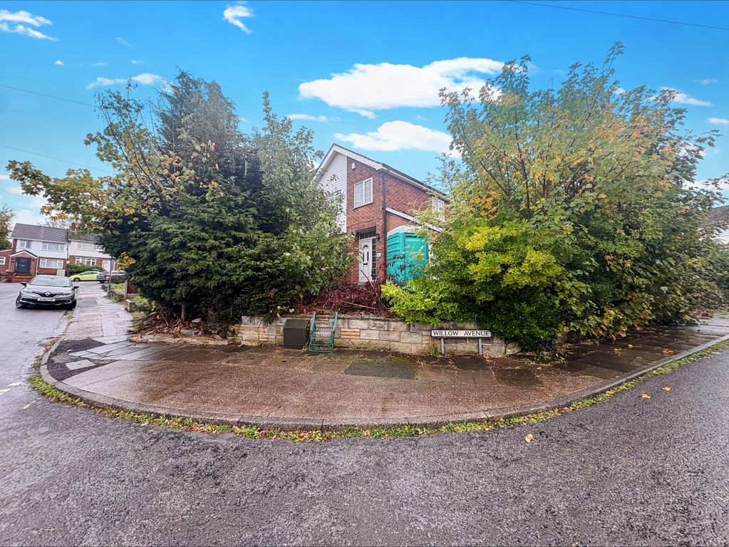 Property photo 2 of 23