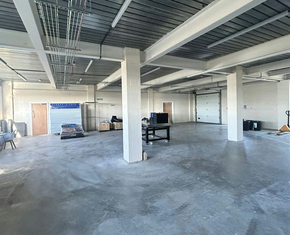 Property photo 3 of 9 20251009_194511000_Ios.Jpg