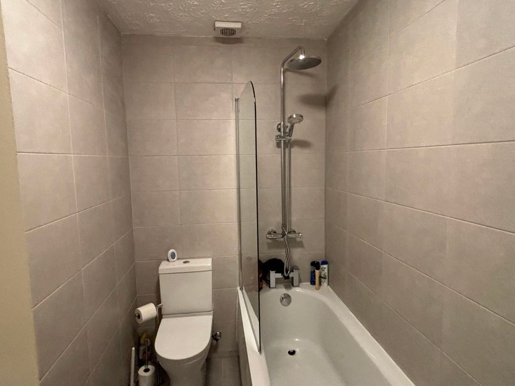 Property photo 3 of 5 Photo 3