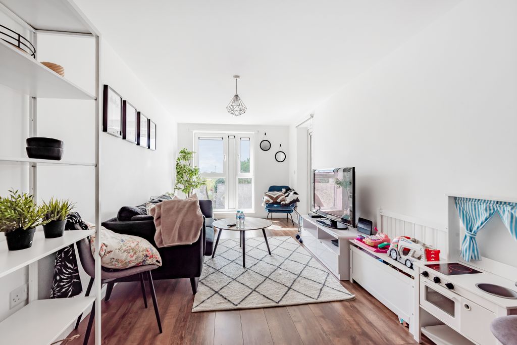 Property photo 3 of 9 725533 (3)