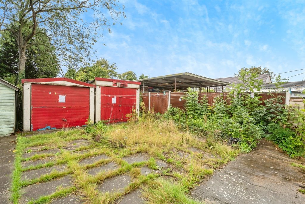 Property photo 3 of 3