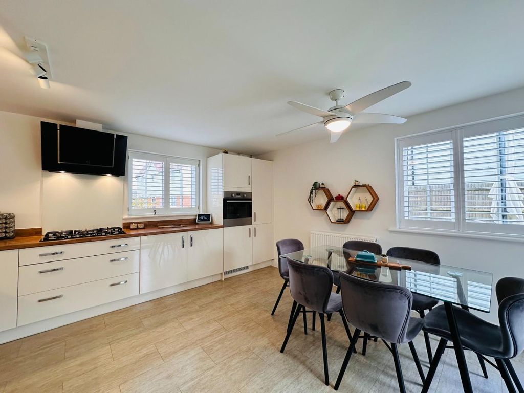 Property photo 2 of 31 Img_4345.Jpeg