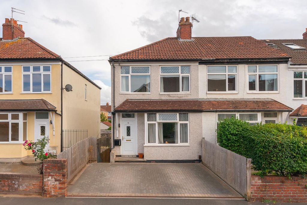 Property photo 2 of 30 7K6Ahd - External C.Jpg