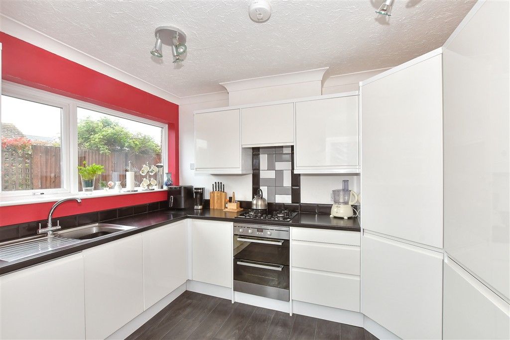 Property photo 1 of 13 Kitchen