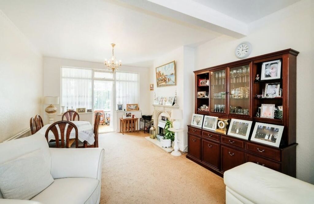 Property photo 2 of 24