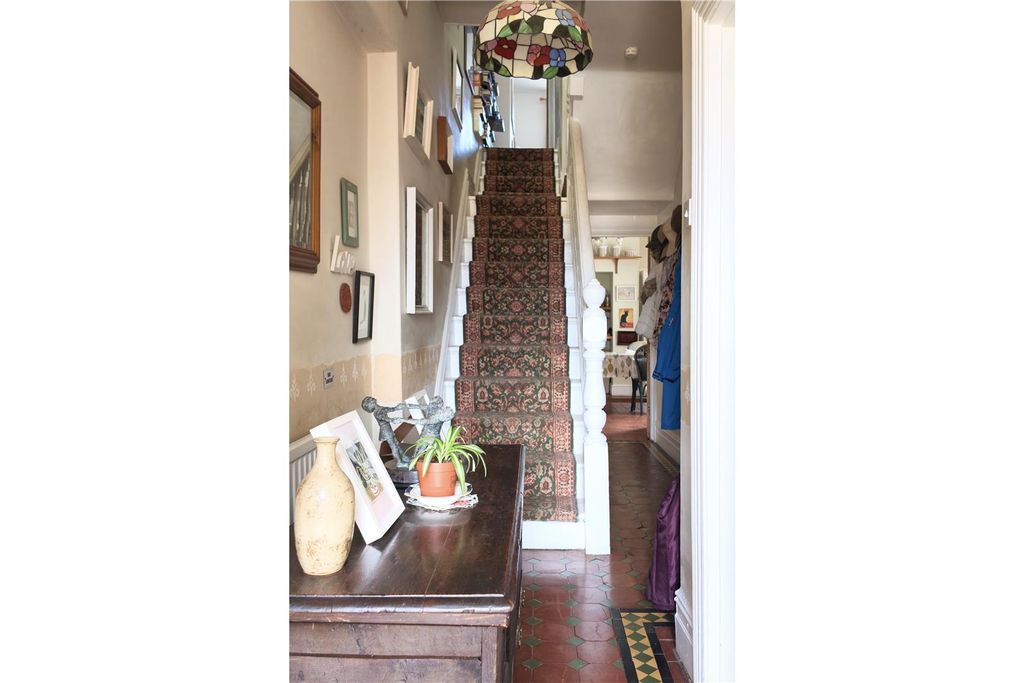 Property photo 3 of 40 Hallway