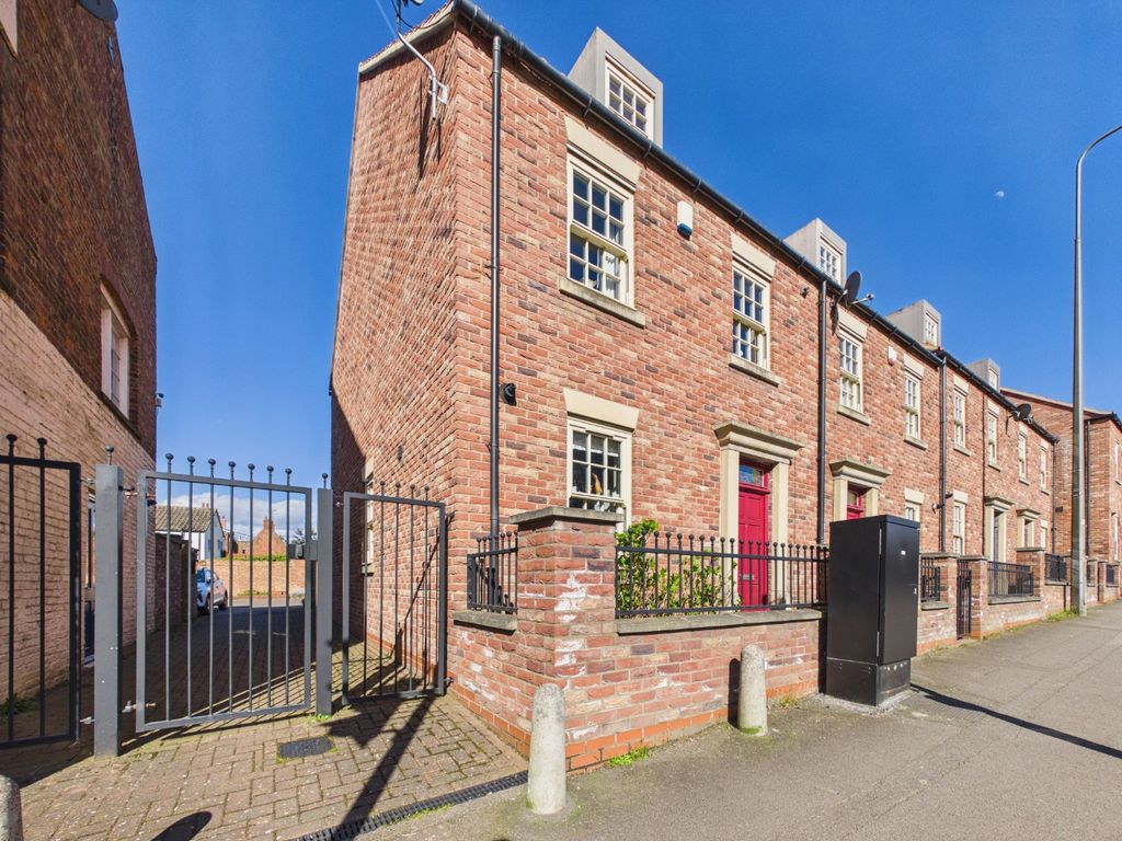 Property photo 1 of 15 5002780