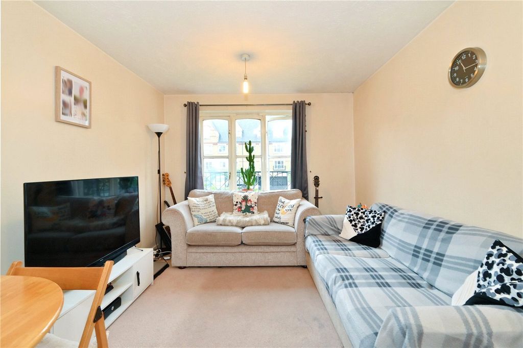 Property photo 2 of 9 Picture No. 04