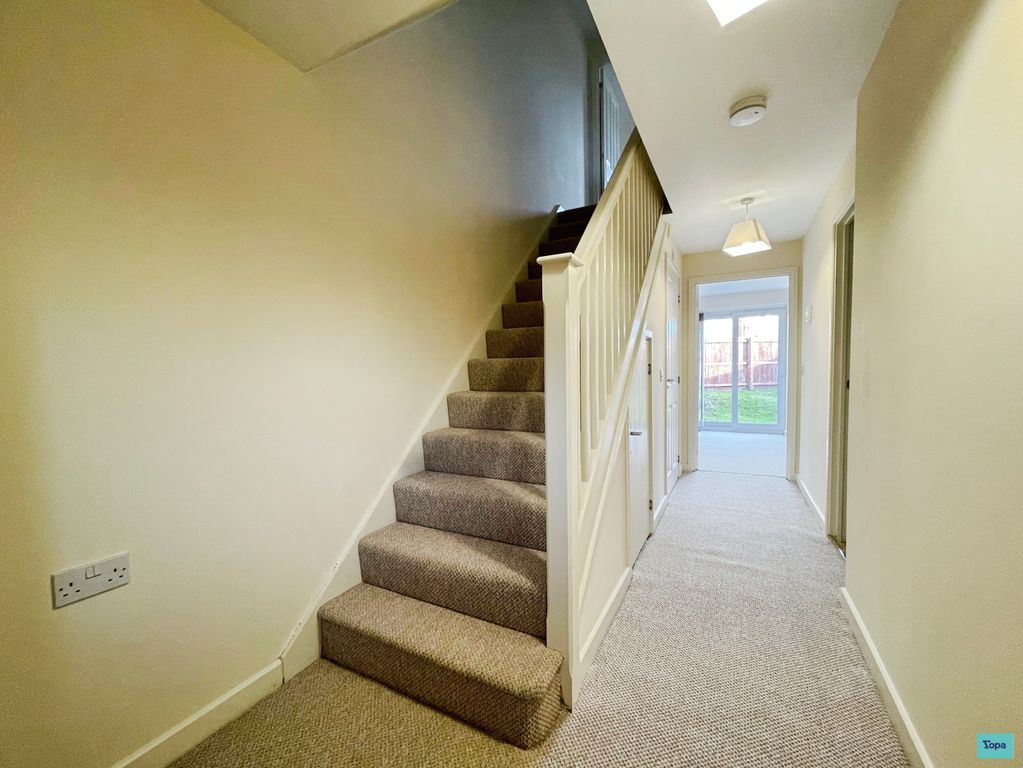 Property photo 2 of 17 17