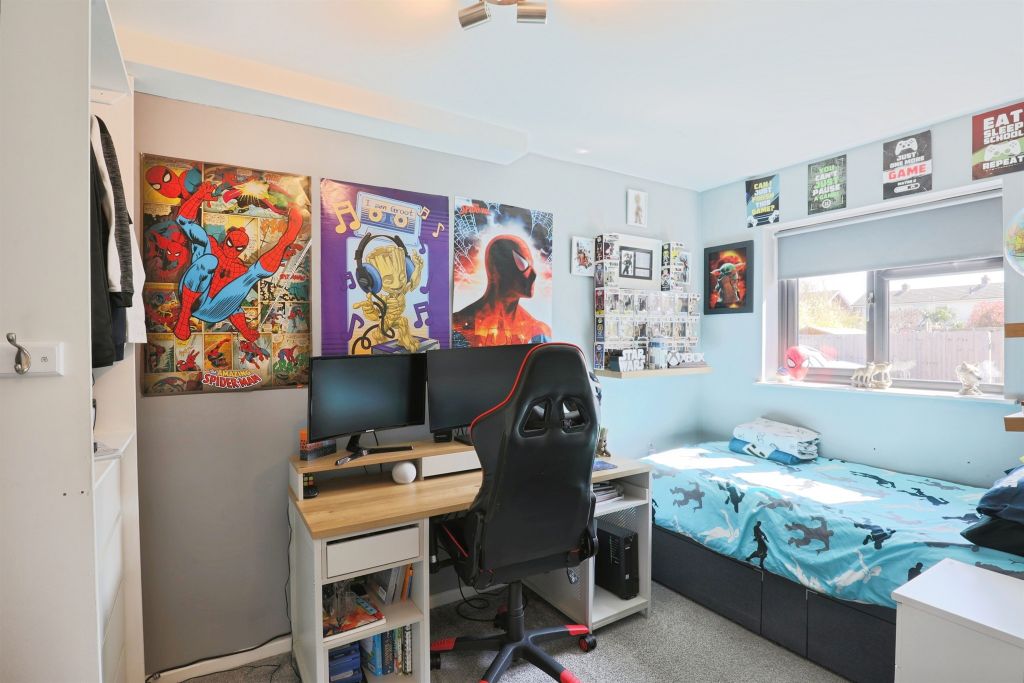 Property photo 3 of 18