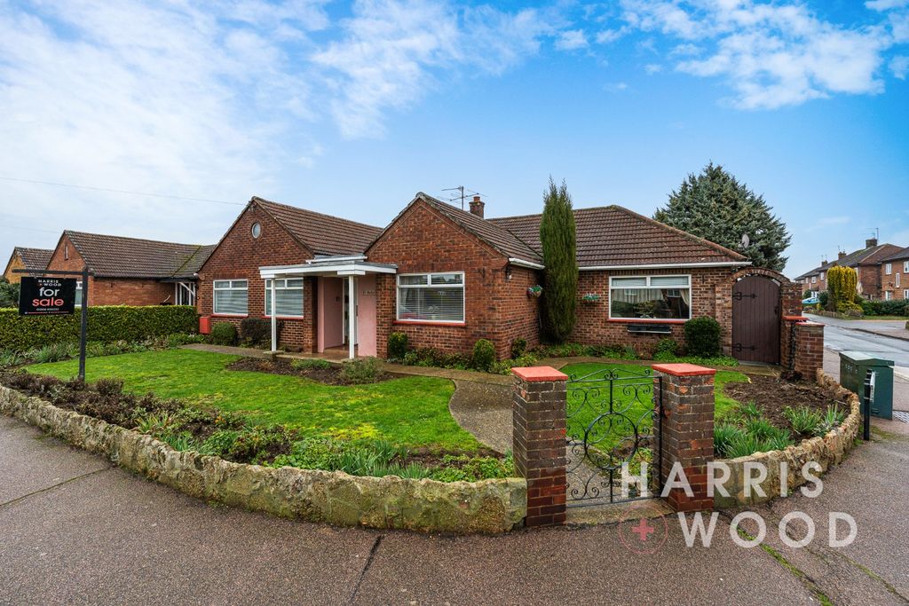 Property photo 1 of 38 4686571