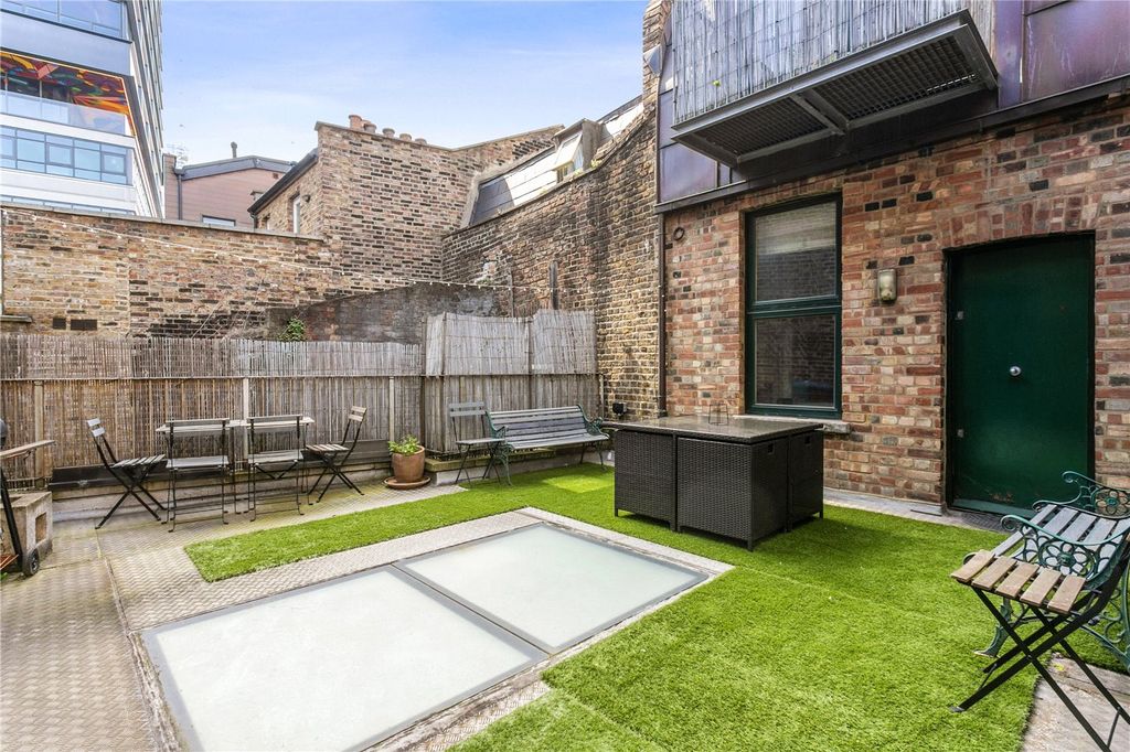 Property photo 2 of 10 Picture No. 09