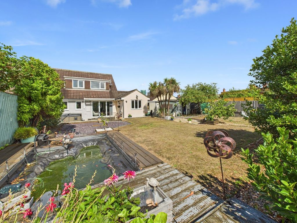 Property photo 2 of 30