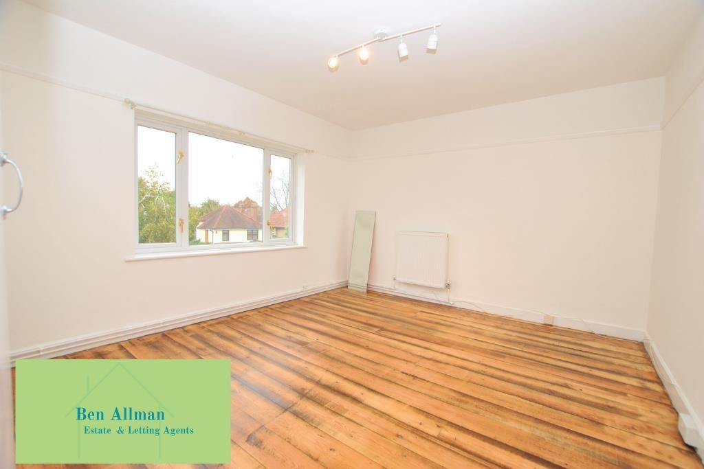 Property photo 2 of 5 Bedroom.Png