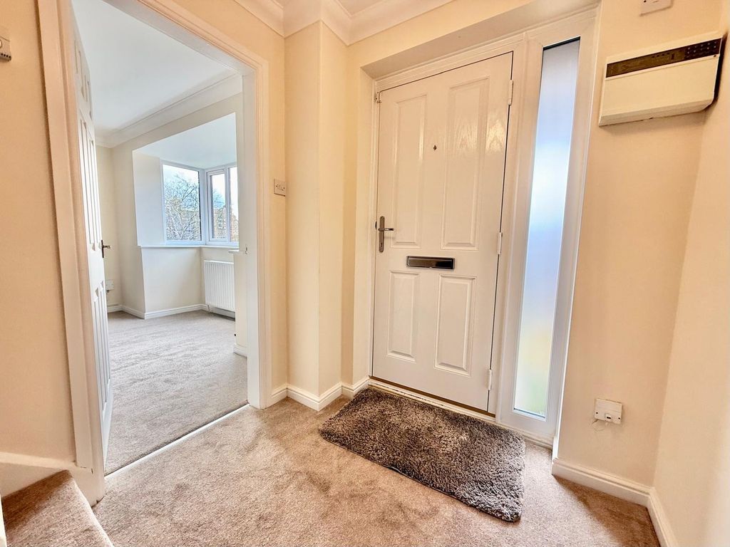 Property photo 3 of 34 Picture No. 28