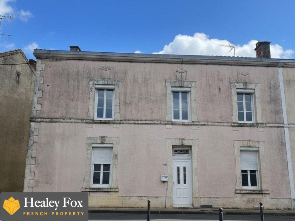 Property photo 1 of 30