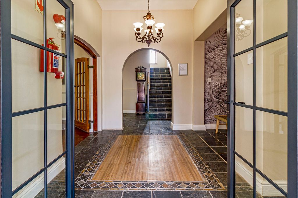 Property photo 1 of 70