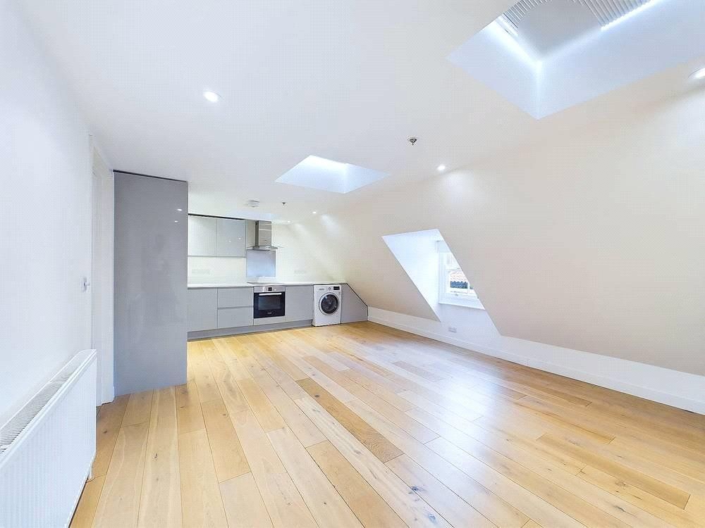 Property photo 3 of 10 Picture No. 02