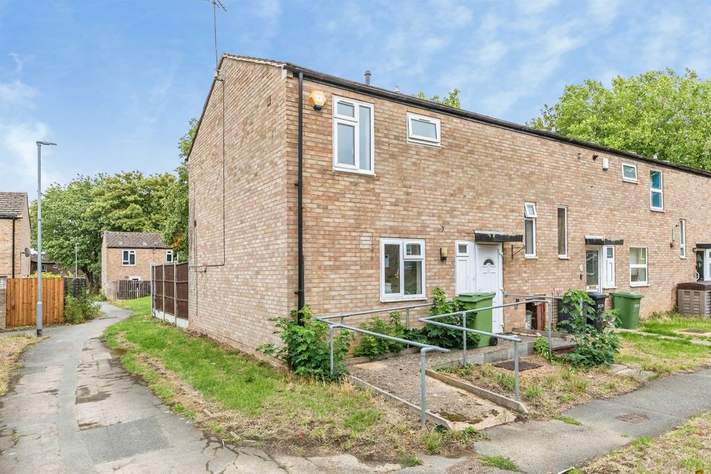 Property photo 2 of 17