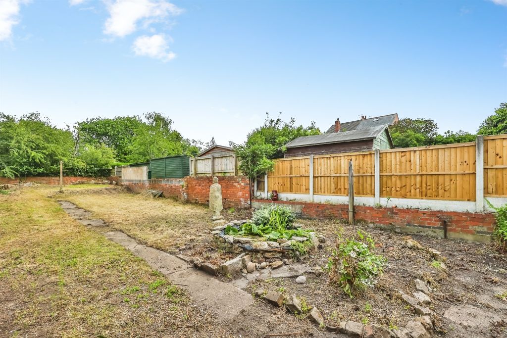 Property photo 2 of 20