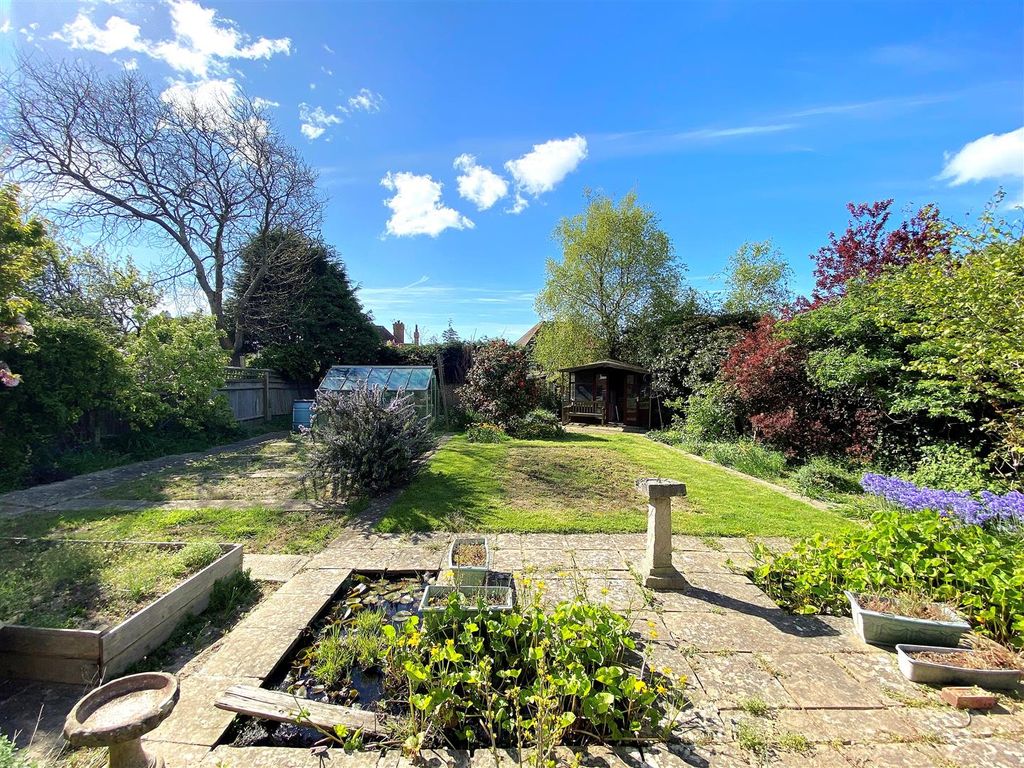 Property photo 2 of 15 27 Normandale - Garden2.Jpg