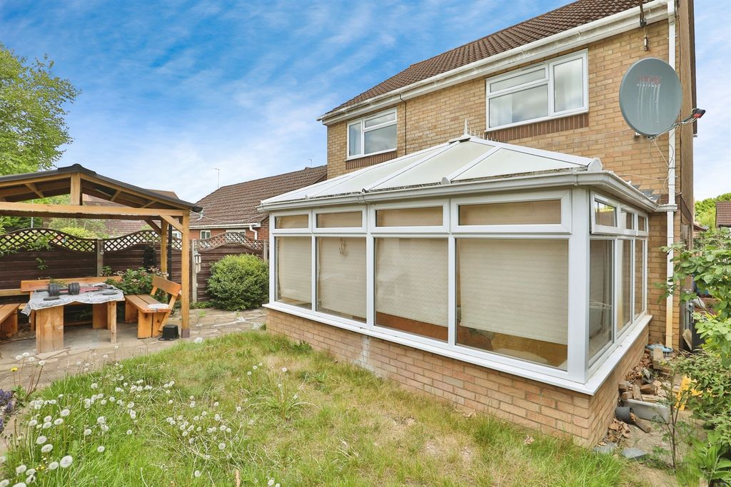 Property photo 3 of 17