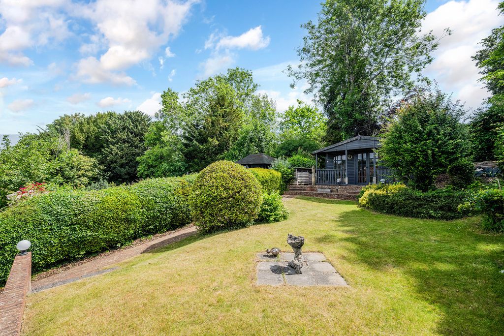 Property photo 3 of 14