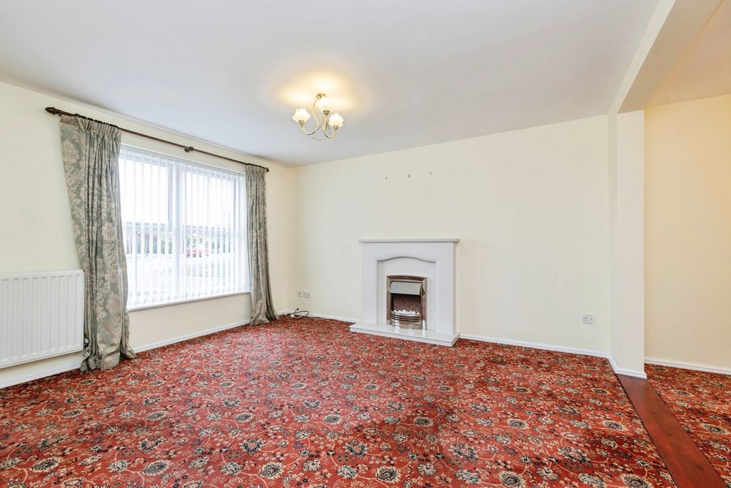 Property photo 3 of 20 Pbox-Img.Jpg
