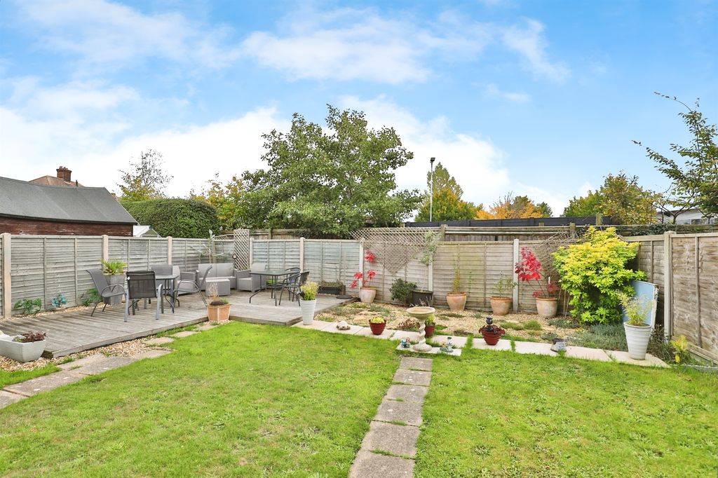 Property photo 2 of 16