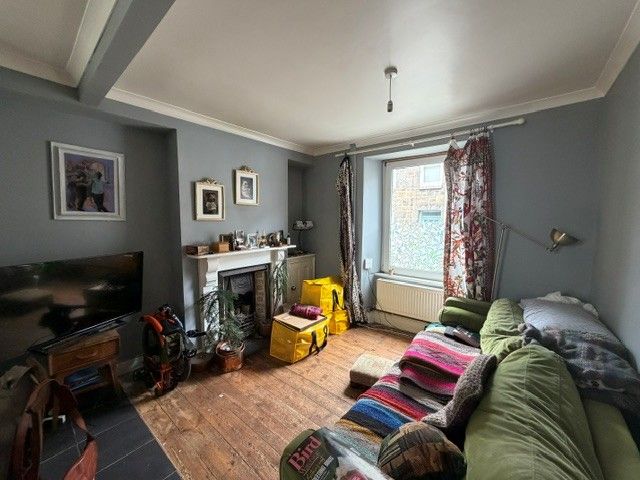 Property photo 2 of 8