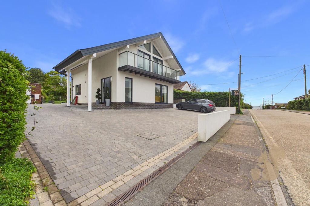Property photo 1 of 36 1