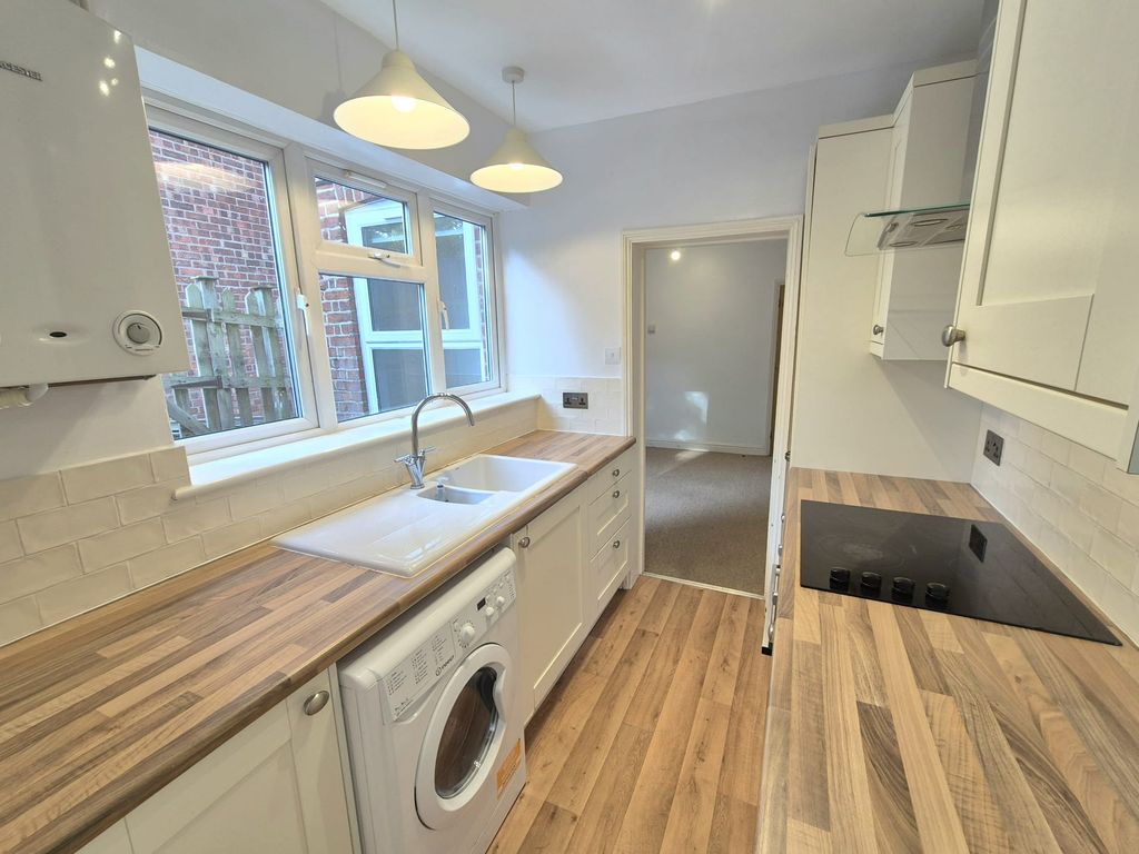 Property photo 3 of 21 Image