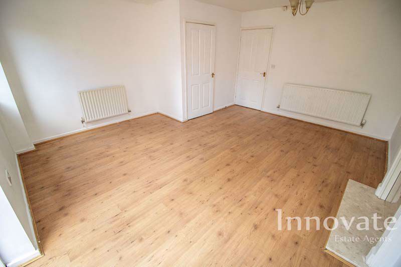 Property photo 2 of 12 Photo 3