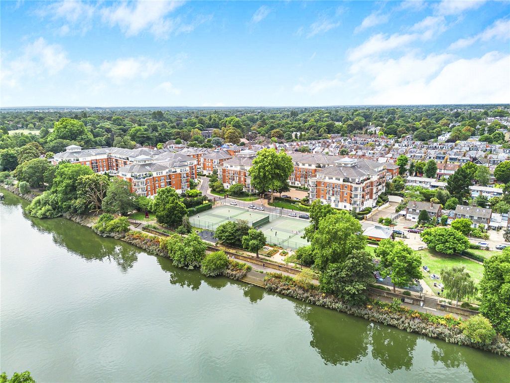 Property photo 1 of 15 External.