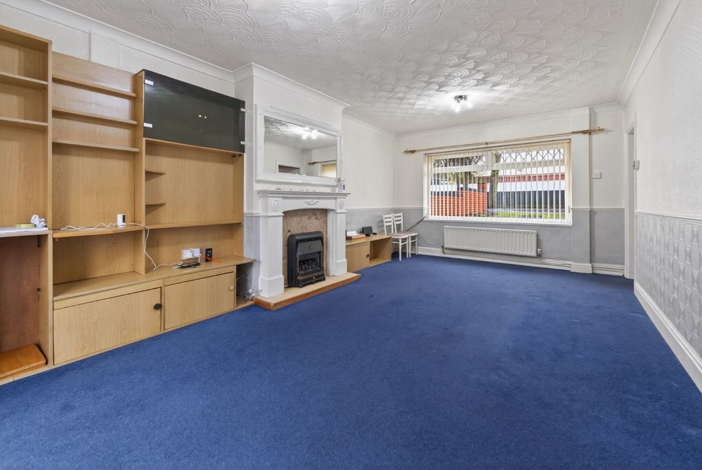 Property photo 2 of 19 4799955