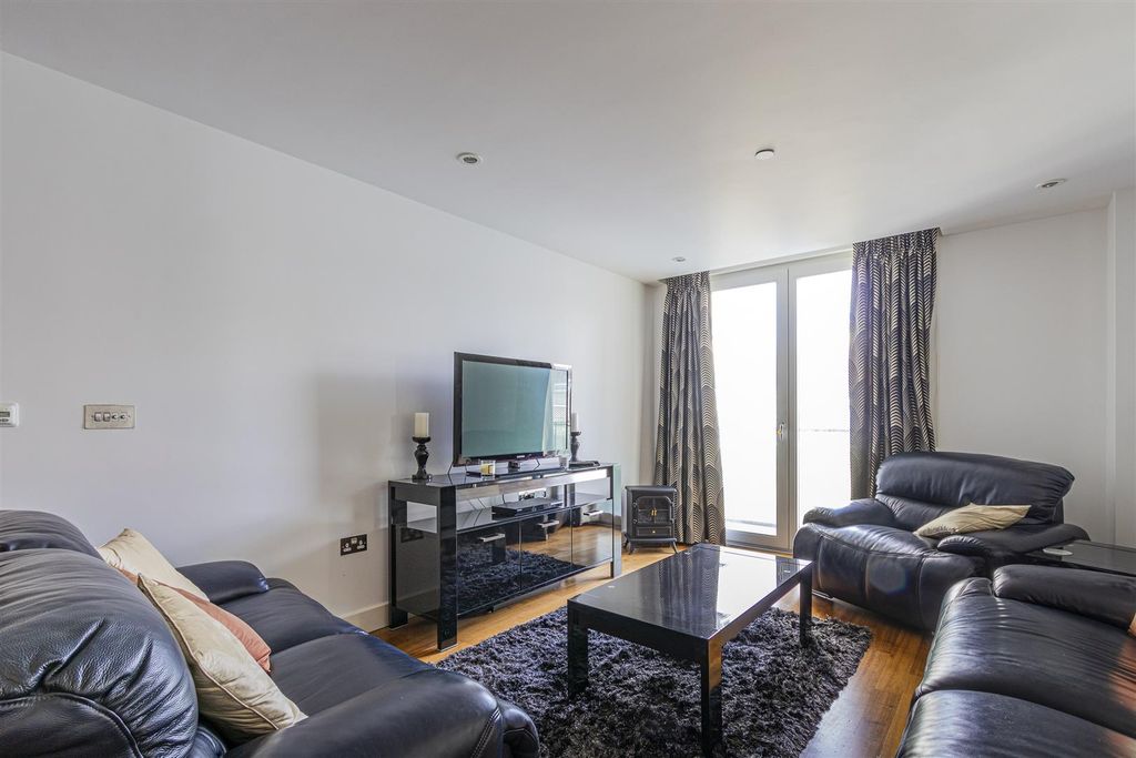 Property photo 2 of 12 The Hayes 90-9.Jpg