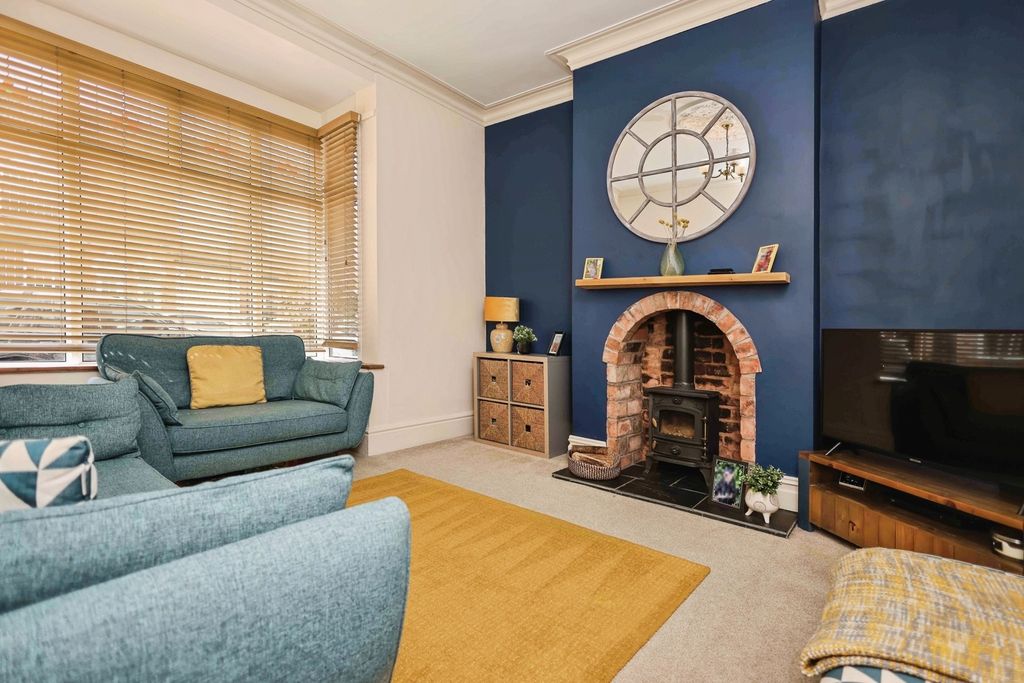 Property photo 3 of 18 Photo
