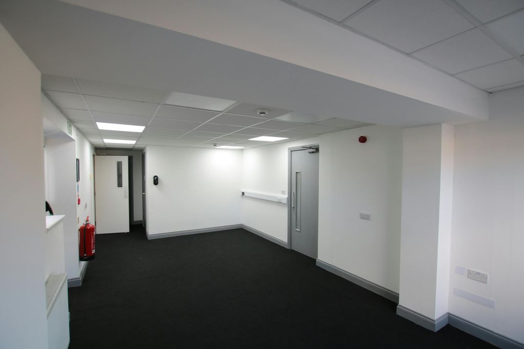 Property photo 3 of 5 Img_5906.Jpg