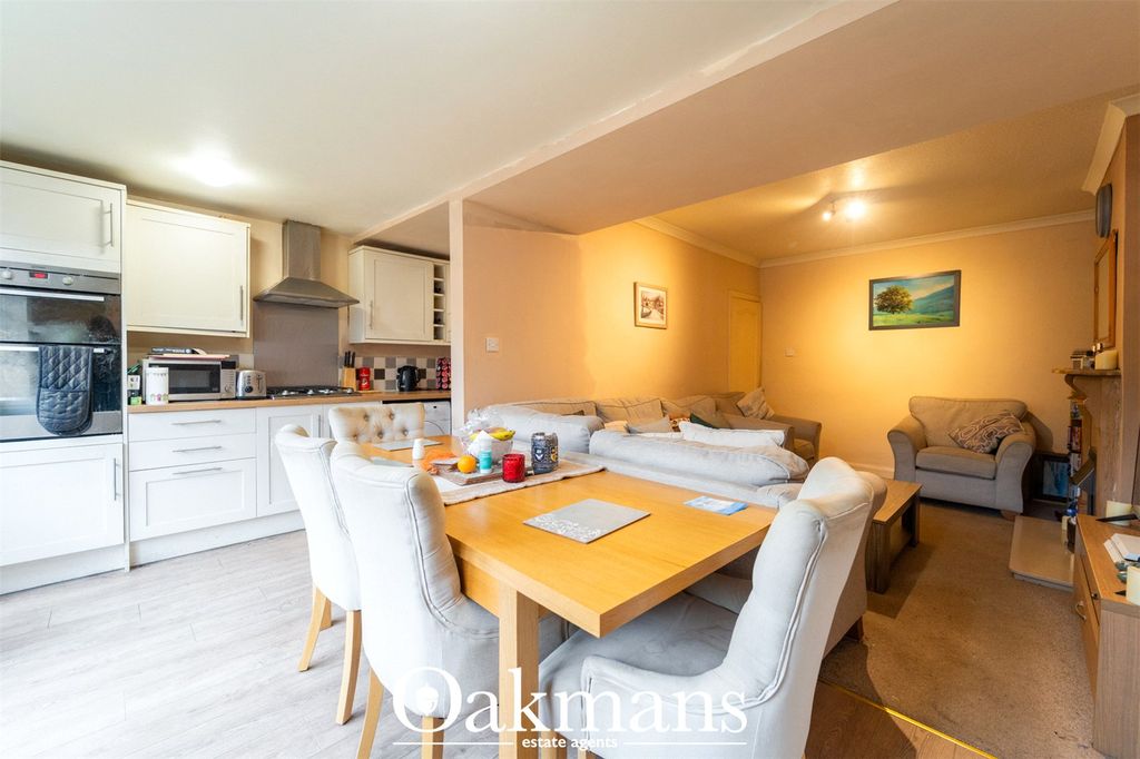 Property photo 2 of 24 Picture No. 21