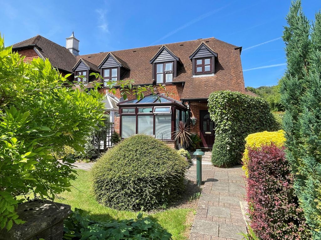 Property photo 1 of 50