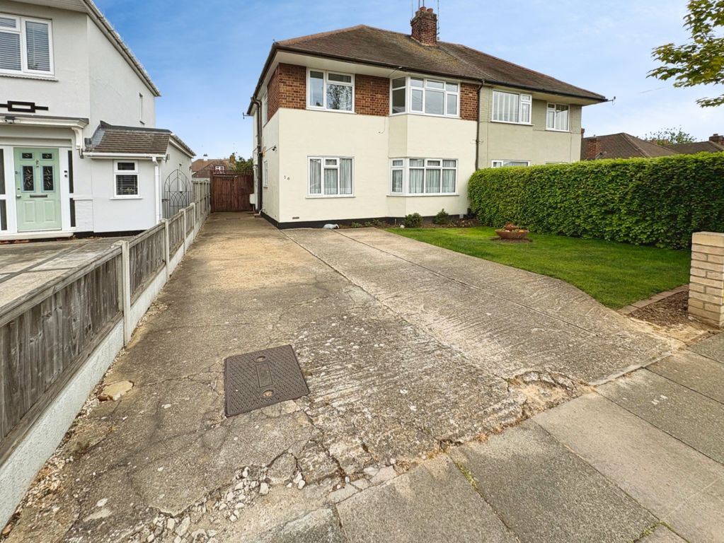 Property photo 1 of 8 Front