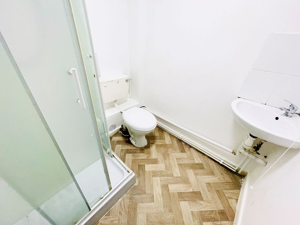 Property photo 3 of 6 Image