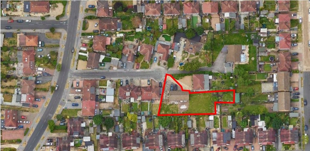 Property photo 2 of 23