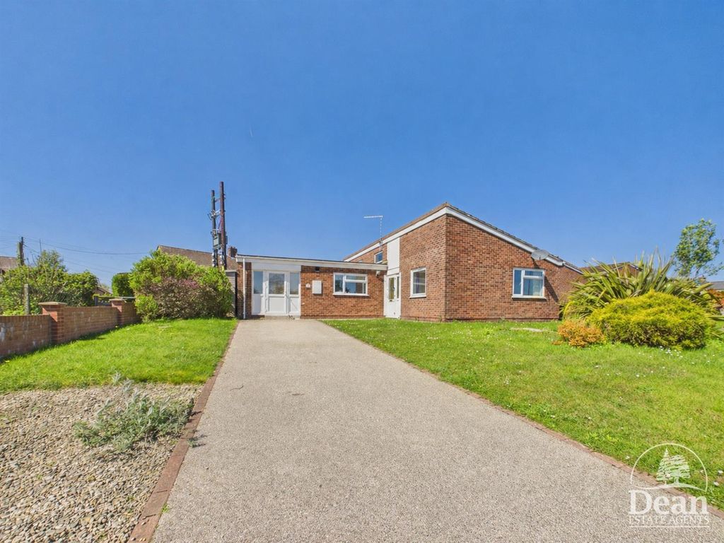 Property photo 1 of 18